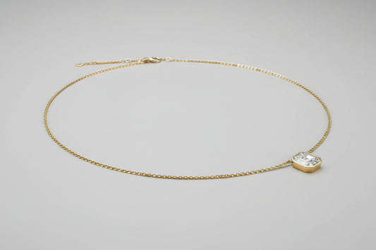 Collar de diamantes mosaico de talla Asscher