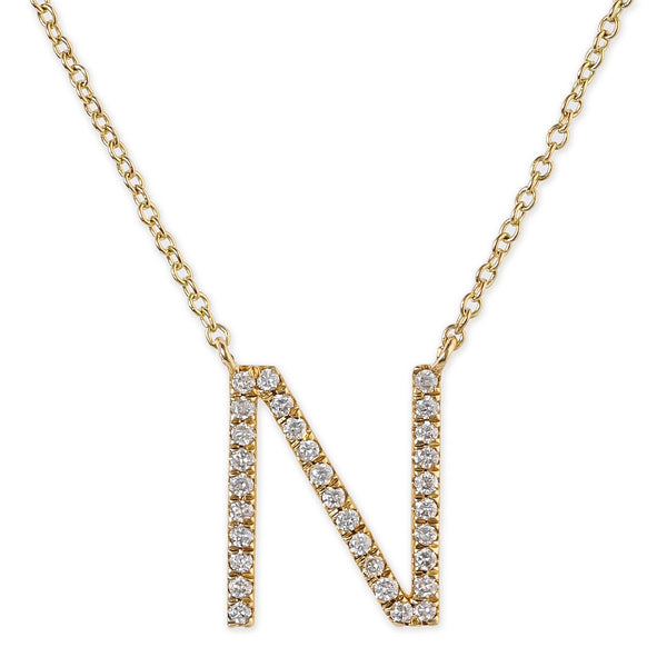 Colgantes con iniciales de diamantes