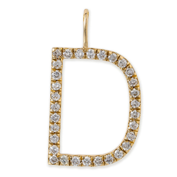 Colgantes con iniciales de diamantes